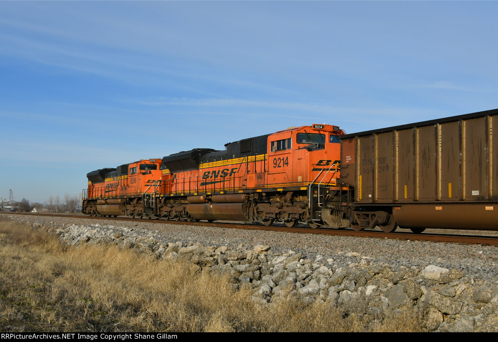 BNSF 9214 Roster shot